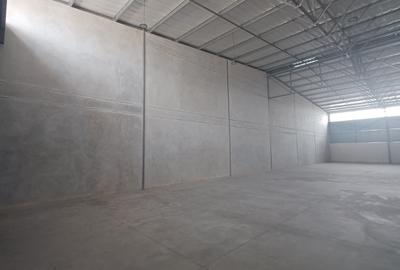 200,000 m² Warehouse with Backup Generator at Eastern Bypass Northlands