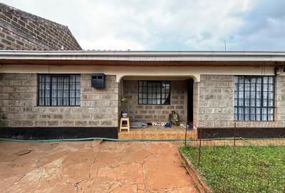 3 Bed House with En Suite in Muchatha