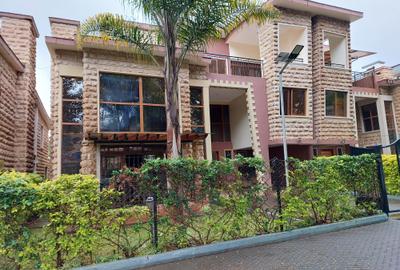 5 Bed Townhouse with En Suite at Chalbi Drive