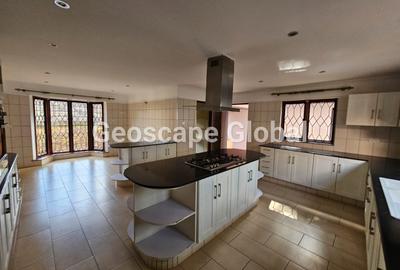 5 Bed House with En Suite in Gigiri - 4