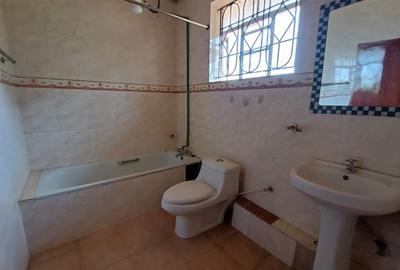 4 Bed House with En Suite in Karen - 4