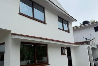 5 Bed Townhouse with En Suite at Greenwood