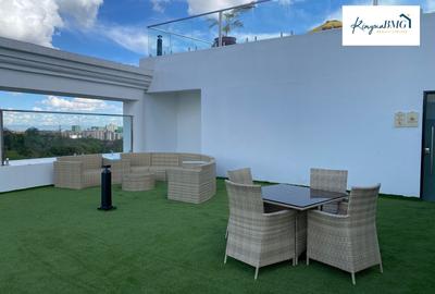 Serviced 2 Bed Apartment with En Suite in Parklands - 4