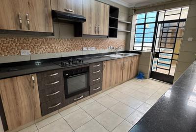 4 Bed Townhouse with En Suite at Katani Road - 4