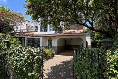 4 Bed Townhouse with En Suite at Lavington Green