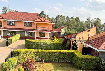 5 Bed Townhouse with Staff Quarters in Garden Estate