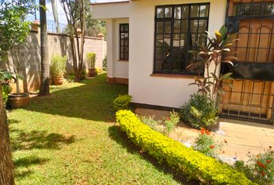 3 Bed Townhouse with En Suite in Lavington