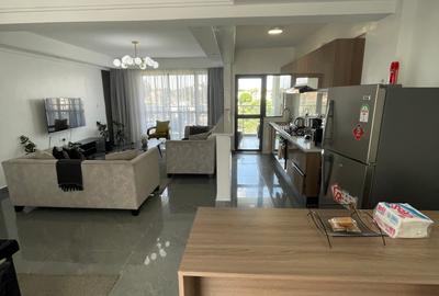 Serviced 2 Bed Apartment with En Suite in Riverside - 3