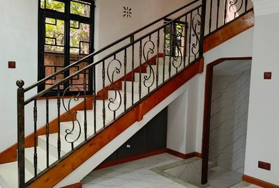 3 Bed House with En Suite at Runda