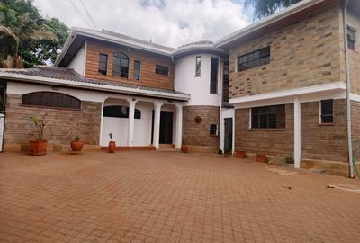 4 Bed House with En Suite at New Kitisuru