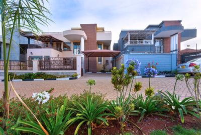 4 Bed House with En Suite in Ngong Road - 2