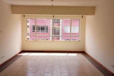 3 Bed Apartment with En Suite at City Park - 2