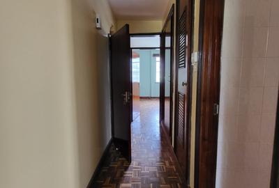 3 Bed Apartment with En Suite in Kileleshwa