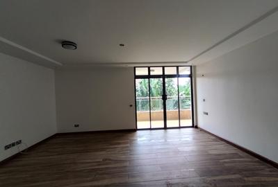 5 Bed Townhouse with En Suite in Lavington - 4