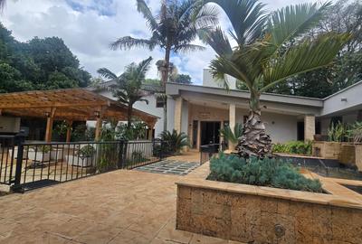 6 Bed House with En Suite in Loresho