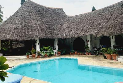 3 Bed Villa with En Suite in Mtwapa