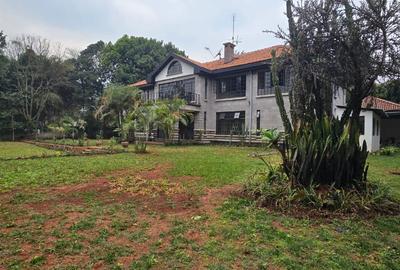 4 Bed House with En Suite in Runda