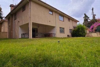 5 Bed Townhouse with En Suite at Lavington Off James Gichuru