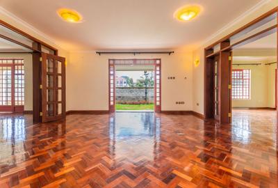 4 Bed House with En Suite in Karen - 2