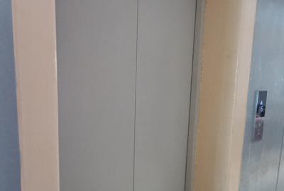 40,000 ft² Commercial Property with Fibre Internet in South B - 4