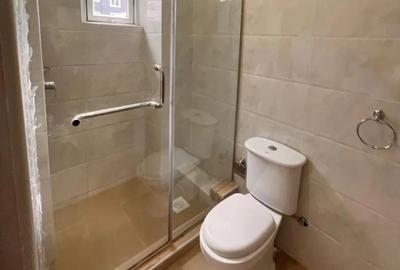 3 Bed Apartment with En Suite in Lavington - 4