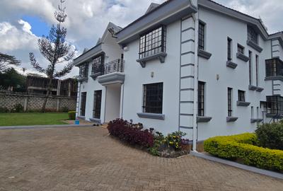 5 Bed House for Rent at Runda Road