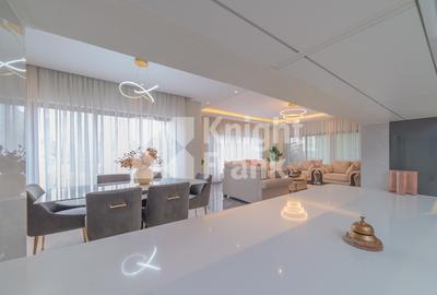3 Bed Apartment with En Suite at 4Th Parklands Avenue - 3
