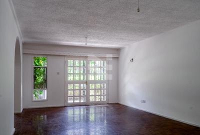 4 Bed House with En Suite in Kileleshwa