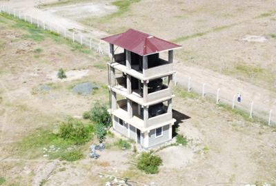 5,000 ft² Land at Konza Bypass