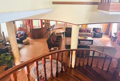 7 Bed House with Staff Quarters in Nyari