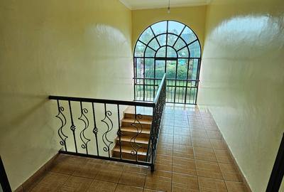 2 Bed Apartment with En Suite at Kilimani