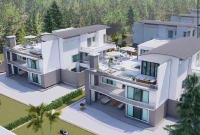 5 Bed House with En Suite at Lavington