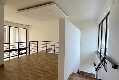 4 Bed Apartment with En Suite at Riverside Drive - 3