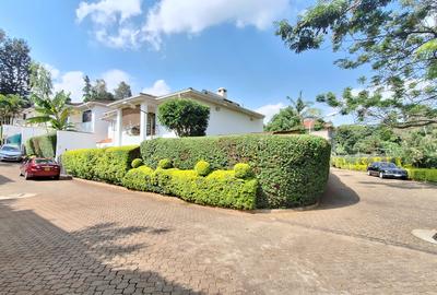 4 Bed Townhouse with En Suite at Chalbi Drive