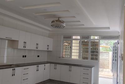 4 Bed Townhouse with En Suite in Ruiru