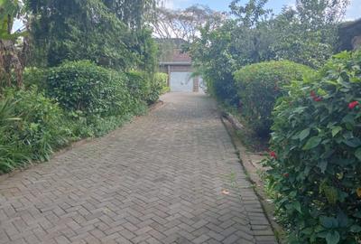 5 Bed House with En Suite in Karen