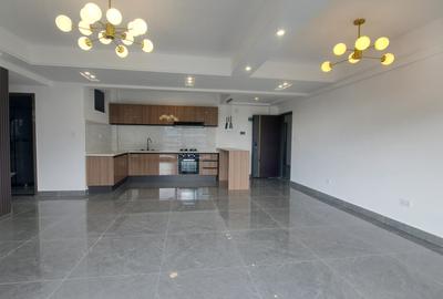 2 Bed Apartment with En Suite at Riverside Dr