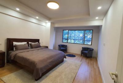 3 Bed Apartment with Swimming Pool in Kileleshwa - 4