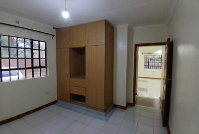 3 Bed House with En Suite at Windy Ridge - 4
