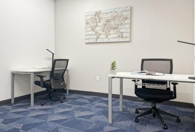 Furnished 10 m² Office with Service Charge Included at Links Road