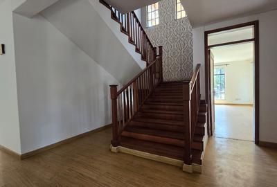 4 Bed House with En Suite in Runda - 4