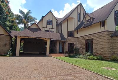 4 Bed House with En Suite in Runda