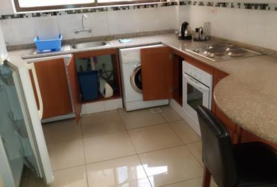 Serviced 1 Bed Apartment with En Suite at Kolobot Drive - 4