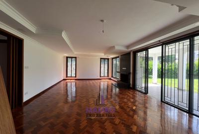 6 Bed Townhouse with En Suite at Maji Mazuri Rd - 2