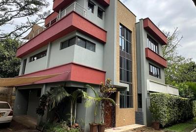 5 Bed Townhouse with En Suite at Convent Drive