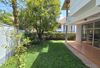 4 Bed Townhouse with En Suite in Lavington - 3