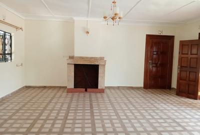 2 Bed House with En Suite at Bongani