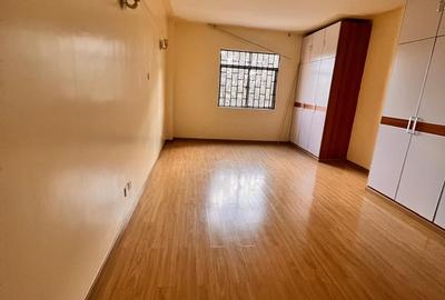 3 Bed Apartment in Kilimani - 3