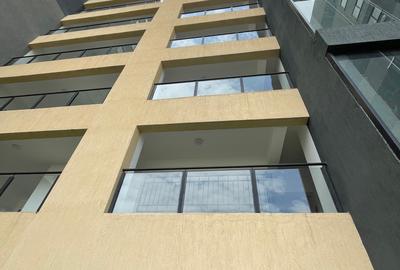 Serviced 2 Bed Apartment with En Suite in Westlands Area
