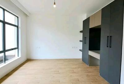 4 Bed Villa with En Suite in Gigiri